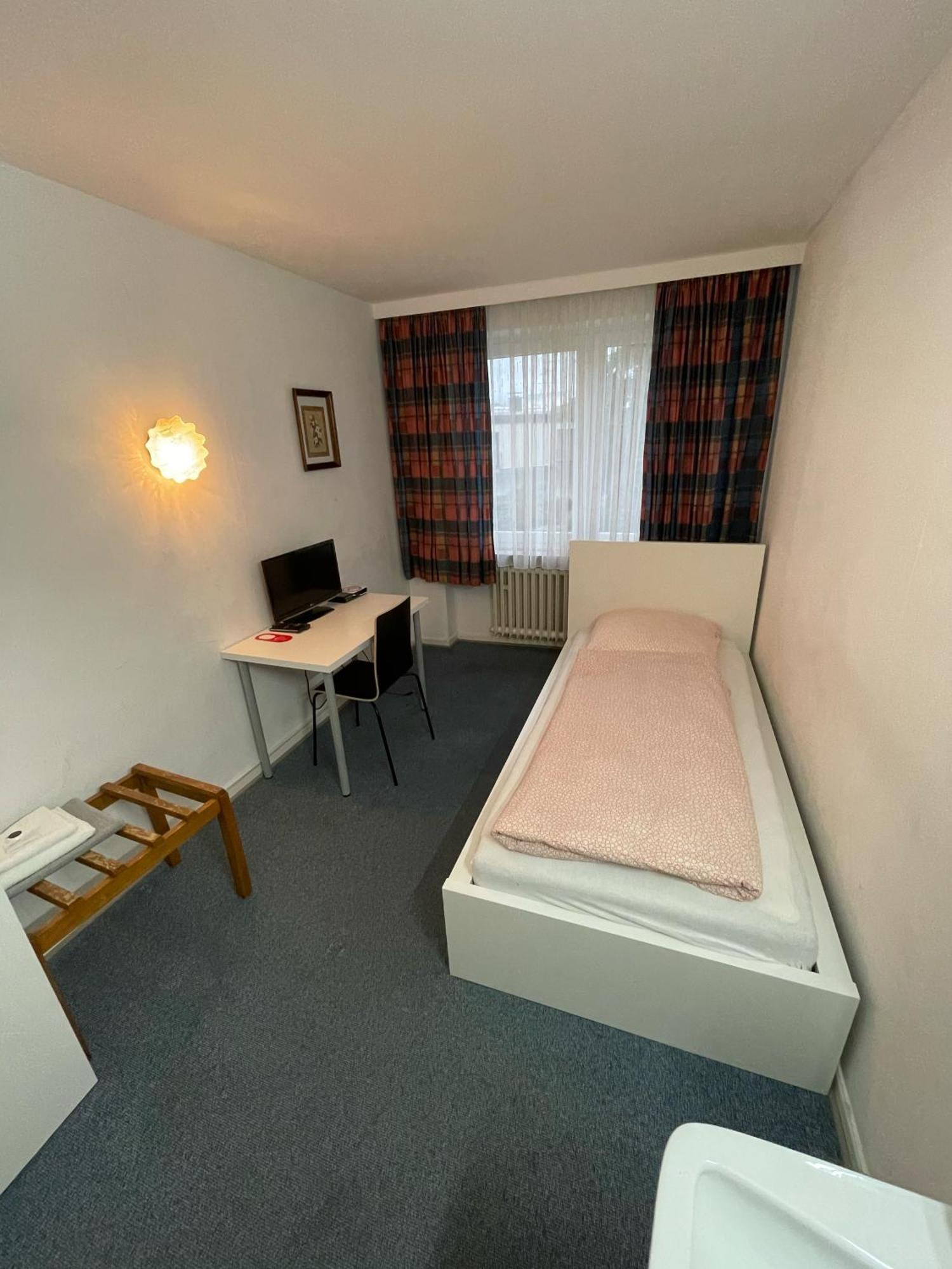 Haven Hotels - Hotel Am Stadion Leverkusen Szoba fotó
